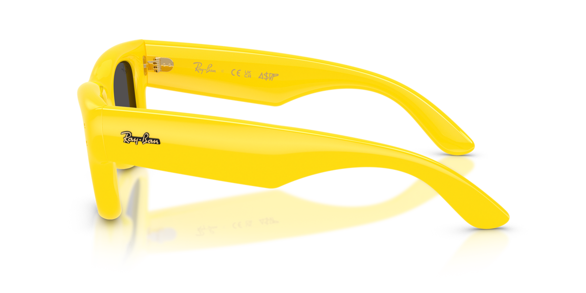 Ray-Ban RB4940 683087 yellow sunglasses 47mm side view