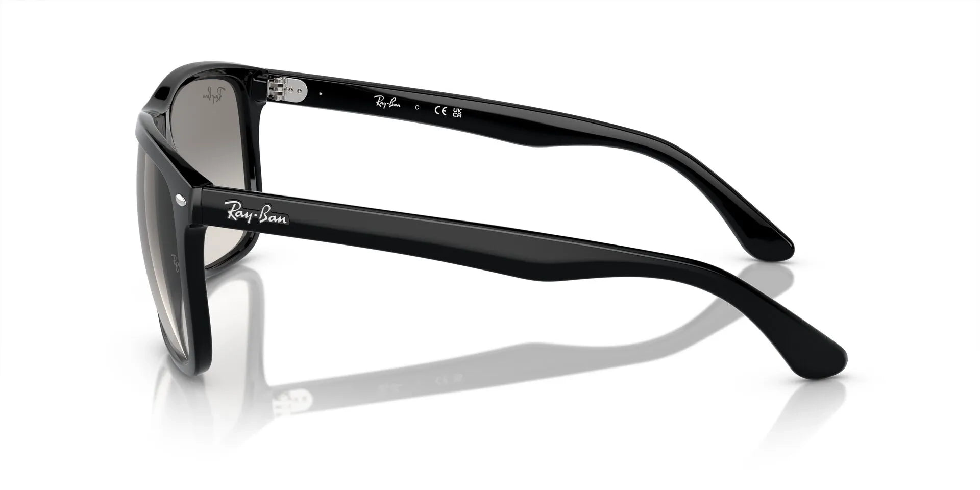 Ray-Ban Boyfriend RB4147 601/32 – Black Sunglasses (60mm)