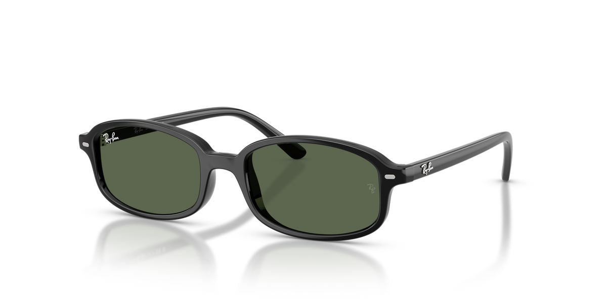 Ray-Ban Kids RJ9132S 100/71 black sunglasses 49mm angled view